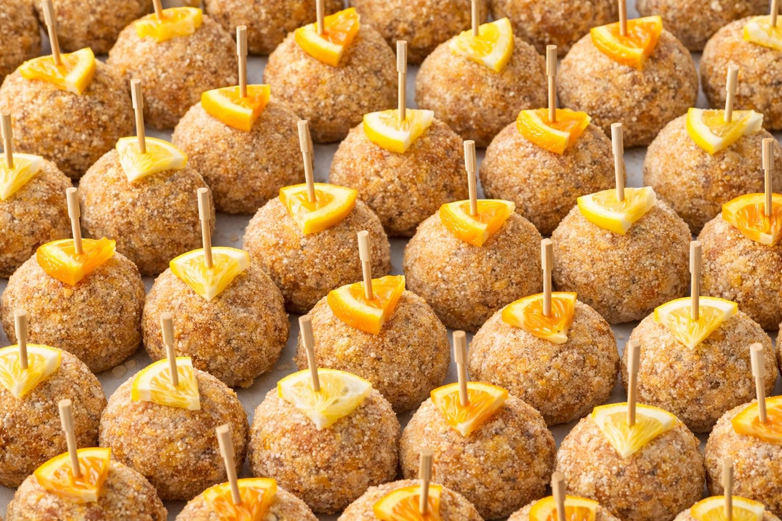 Pop impanate con tonno e agrumi